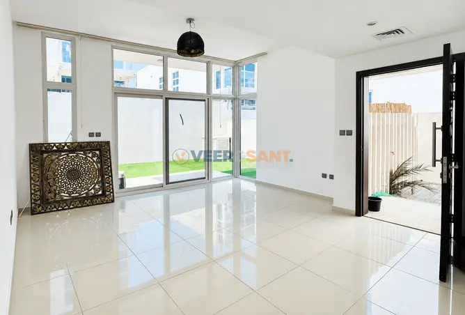 155519308 - Property Image 3