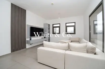 Apartment - 3 Bedrooms - 3 Bathrooms for sale in Zahra Apartments 2B - Zahra Apartments 2 - Zahra Apartments - Town Square - Dubai