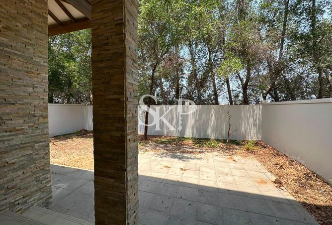 121984654 - Property Image 3