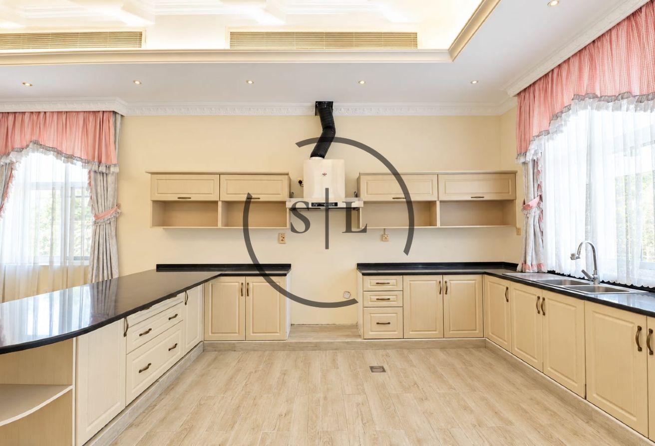 High-End Villa | All Ensuite | Lift | Cinema | Gym photo 14