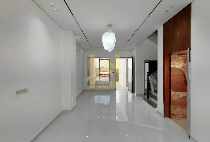 155509990 - Property Image 3