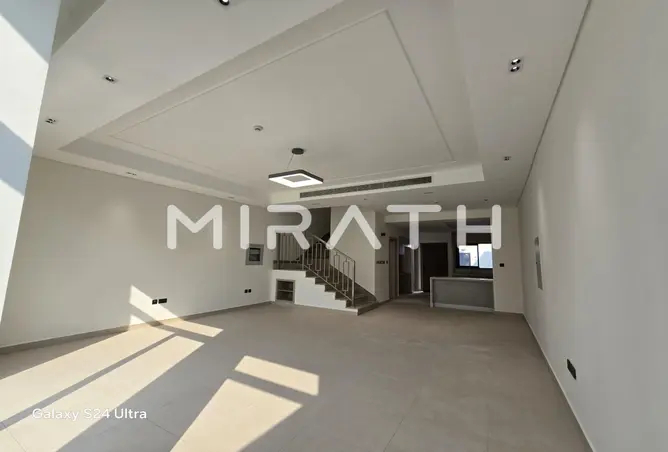 155511687 - Property Image 3