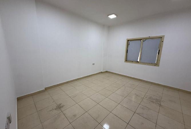 77386621 - Property Image 3