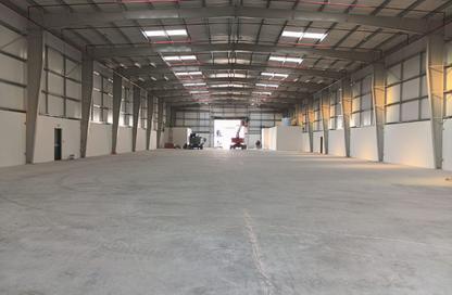 Warehouse - Studio - 2 for rent in Umm Al Thuoob - Umm Al Quwain