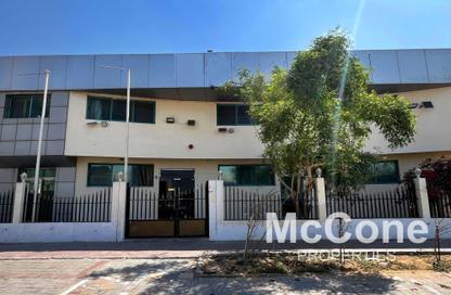 Warehouse - Studio - 5 Bathrooms for rent in Al Quoz Industrial Area 4 - Al Quoz Industrial Area - Al Quoz - Dubai