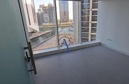 Office Space - Studio - 1 Bathroom for rent in The Burlington - Business Bay - Dubai