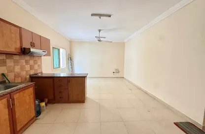 Apartment - Studio - 1 Bathroom for rent in Fire Station Road - Muwaileh - Sharjah