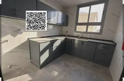 عمارة بالكامل - غرفة نوم - 2 حمامات للبيع في الراشدية - عجمان
