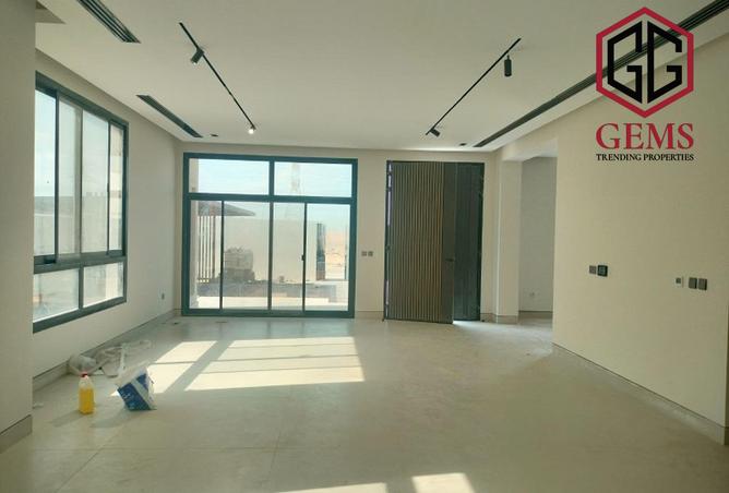 74262412 - Property Image 2