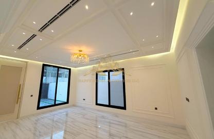 Villa - 6 Bedrooms - 7 Bathrooms for sale in Al Helio 1 - Al Helio - Ajman