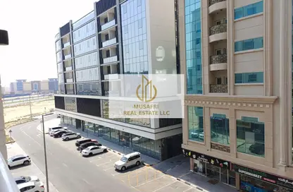 Apartment - 2 Bedrooms - 2 Bathrooms for rent in Muwailih Building - Muwaileh - Sharjah
