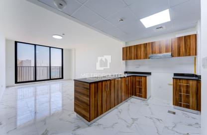 Apartment - 1 - 2 for rent in West - Marina Residences Phase 3 - Al Hamra Village - Ras Al Khaimah