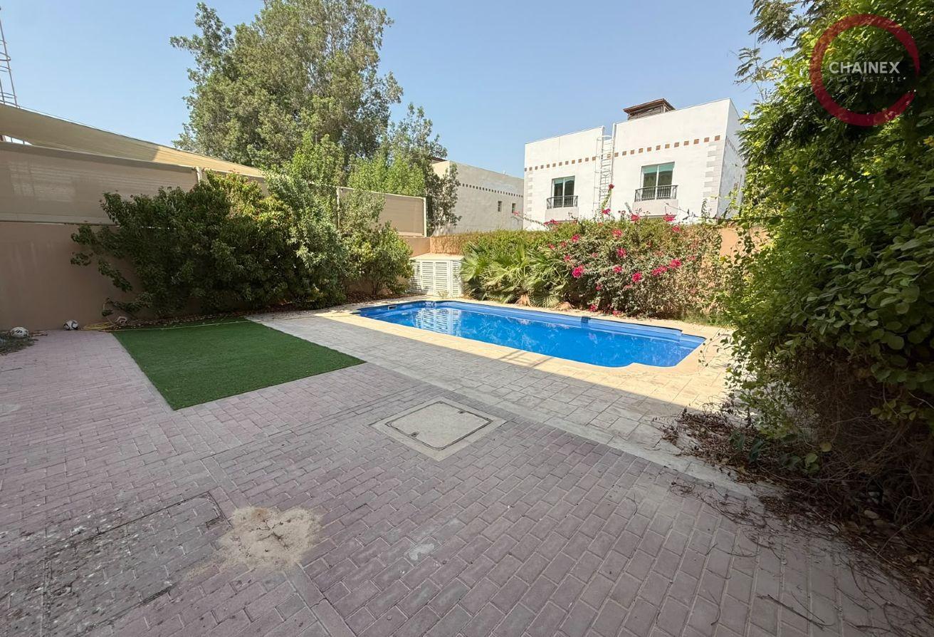 Umm Suqeim | Villa & Pool | Garden & Pool View photo 8