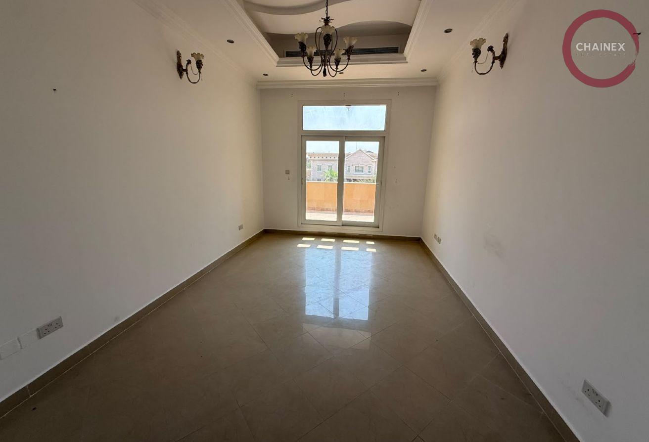 Umm Suqeim | Villa & Pool | Garden & Pool View photo 9
