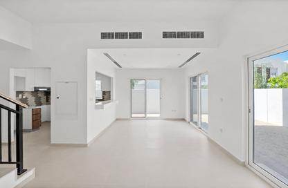 Villa - 4 - 4 for sale in Amaranta 1 - Amaranta - Villanova - Dubai