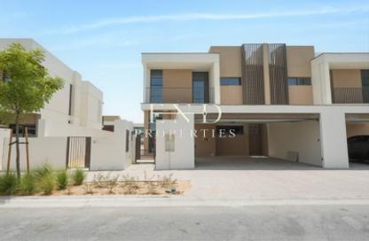 Villa - 4 Bedrooms - 5 Bathrooms for sale in Tilal Al Furjan - Al Furjan - Dubai