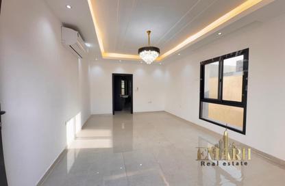 Villa - 4 - 6 for rent in Al Helio Downtown - Al Helio - Ajman