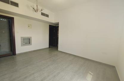 Apartment - 1 - 1 for rent in Fire Station Road - Muwaileh - Sharjah Apartment - 1 - 1 for rent in Fire Station Road - Muwaileh - Sharjah