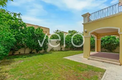 فيلا - 3 غرف نوم - 4 حمامات للايجار في ديستريكت 8 - جميرا بارك - دبي