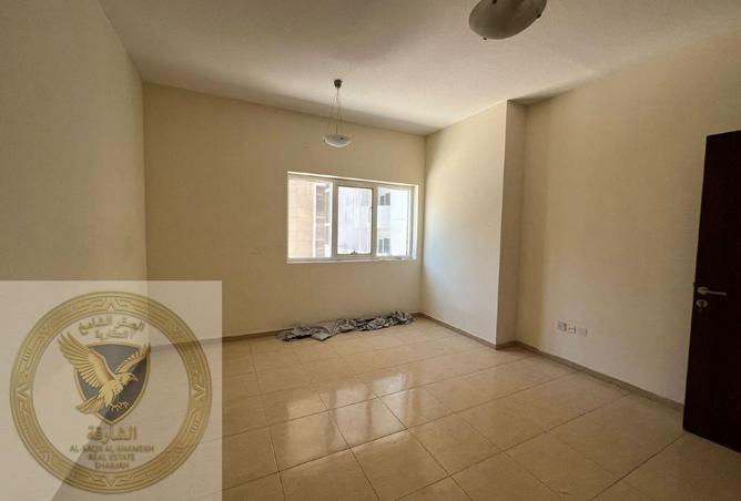 114182240 - Property Image 3