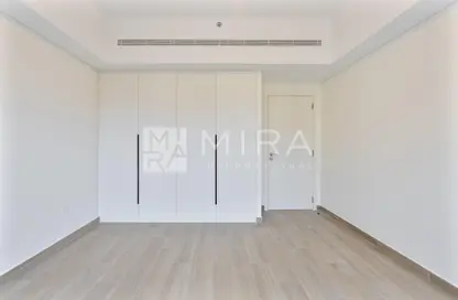 Apartment - 2 Bedrooms - 2 Bathrooms for rent in Al Jazi 4 - Madinat Jumeirah Living - Umm Suqeim - Dubai