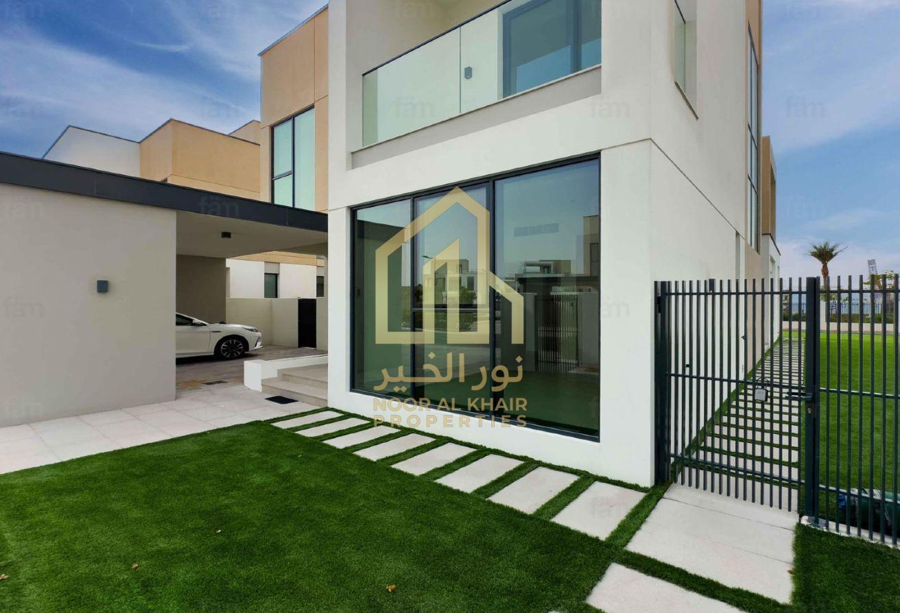 Caya 5BR Villa | Brand New | Private Garden photo 8