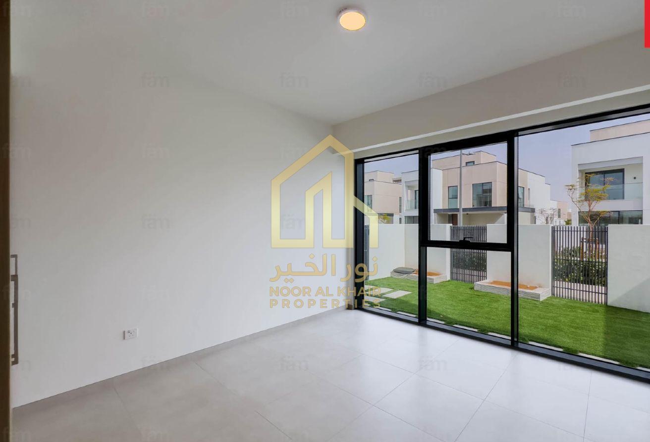 Caya 5BR Villa | Brand New | Private Garden photo 14