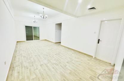 Apartment - 3 Bedrooms - 3 Bathrooms for rent in SG Muwaileh Building - Muwaileh - Sharjah