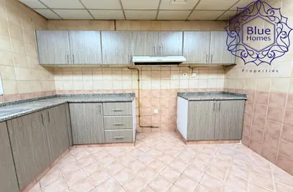 Apartment - 2 Bedrooms - 3 Bathrooms for rent in Hessa Home Building - Oud Metha - Bur Dubai - Dubai