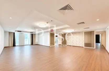Apartment - 3 Bedrooms - 4 Bathrooms for rent in Limestone House - DIFC - Dubai Apartment - 3 Bedrooms - 4 Bathrooms for rent in Limestone House - DIFC - Dubai