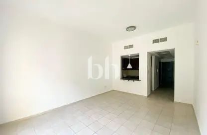 شقة - غرفة نوم للايجار في مبنى 88 - طراز البحر المتوسط - ديسكفري جاردنز - دبي