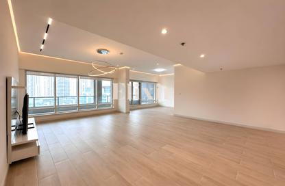Apartment - 3 Bedrooms - 3 Bathrooms for rent in Al Majara 3 - Al Majara Towers - Dubai Marina - Dubai