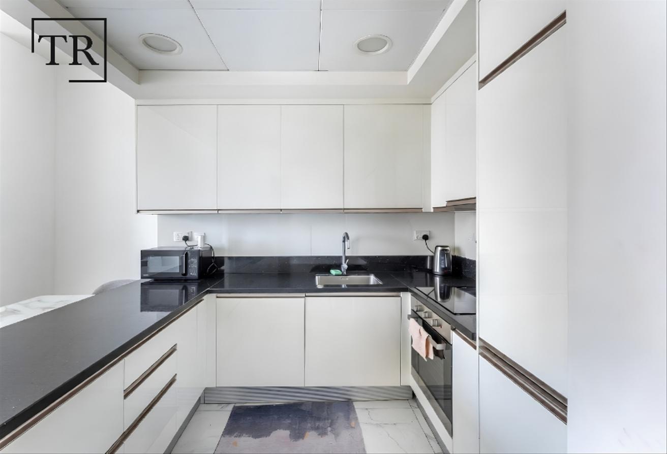 Canal View | Furnished | Prime Spot | Nearby Metro photo 9