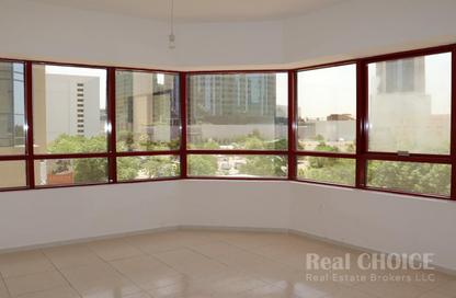 Apartment - 2 - 2 for rent in Al Kawakeb Building A - Al Kawakeb Buildings - Sheikh Zayed Road - Dubai