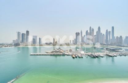 Apartment - 2 Bedrooms - 2 Bathrooms for rent in Palace Beach Residence Tower 2 - Palace Beach Residence - EMAAR Beachfront - Dubai Harbour - Dubai
