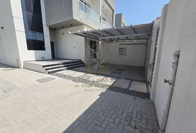 153318086 - Property Image 3