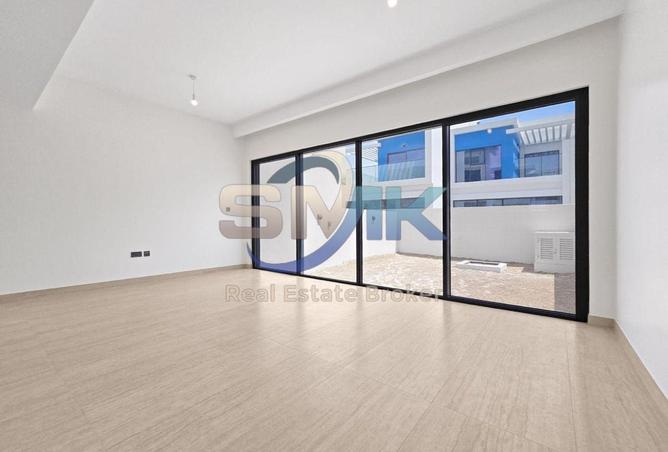 106853996 - Property Image 2
