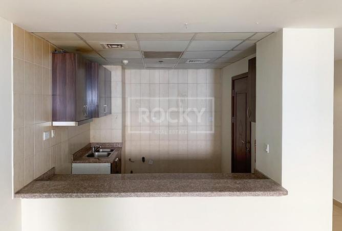 77792205 - Property Image 3