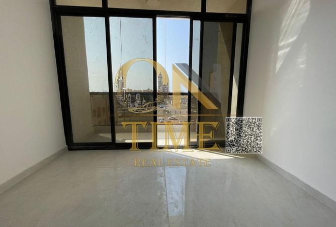87042426 - Property Image 3