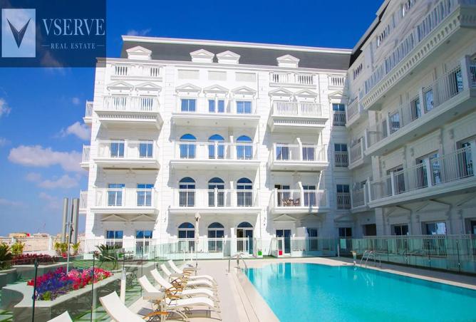 Luxuty Studio | Upgraded | High ROI | Pool View
