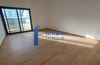 Apartment - 3 Bedrooms - 2 Bathrooms for rent in Al Wahda Building - Al Majaz 2 - Al Majaz - Sharjah Apartment - 3 Bedrooms - 2 Bathrooms for rent in Al Wahda Building - Al Majaz 2 - Al Majaz - Sharjah