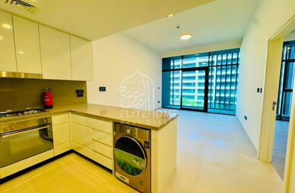 Apartment - 1 Bedroom - 2 Bathrooms for sale in Vida 1 - Vida Residences - Aljada - Sharjah