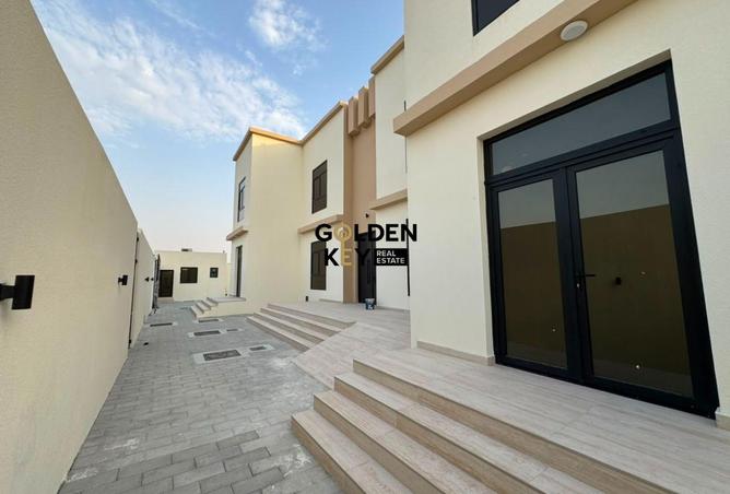 136560993 - Property Image 3