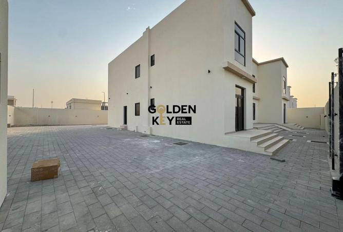 7-bed villa in Abu Dhabi · Maid's room — photo 3