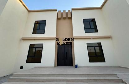 Villa - 7+ Bedrooms - 7+ Bathrooms for rent in Madinat Al Riyad - Abu Dhabi