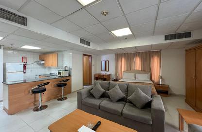 Apartment - Studio - 1 Bathroom for rent in Al Firdous Street - Tourist Club Area - Abu Dhabi