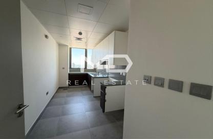 Apartment - 2 Bedrooms - 3 Bathrooms for sale in Canal Residence - Al Reem Island - Abu Dhabi Apartment - 2 Bedrooms - 3 Bathrooms for sale in Canal Residence - Al Reem Island - Abu Dhabi