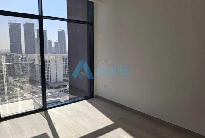 130211209 - Property Image 3