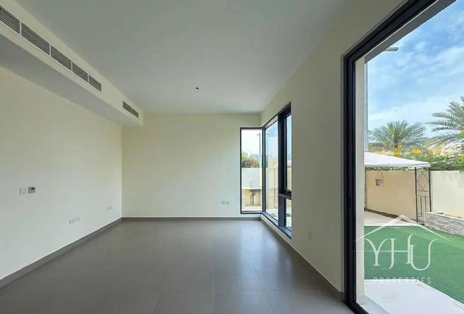 83652271 - Property Image 3