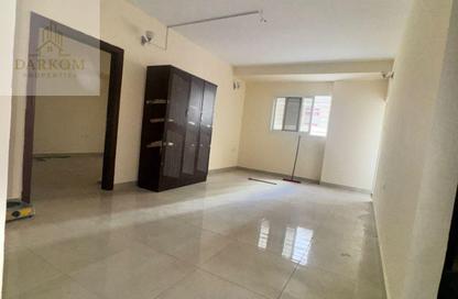 Apartment - 1 Bedroom - 2 Bathrooms for rent in Al Rashidiya Towers - Al Rashidiya - Ajman Downtown - Ajman